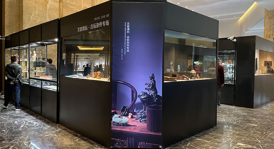 鐵(tiě)藝展櫃，瓷器(qì)展示櫃